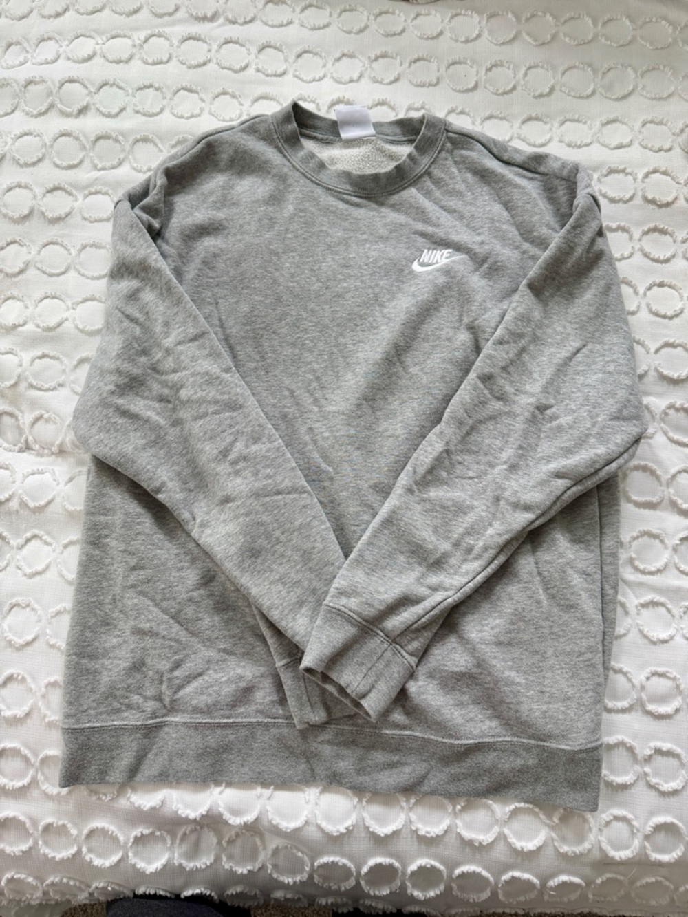 Nike Women’s Club Fleece Loose Crew, Grey, XS